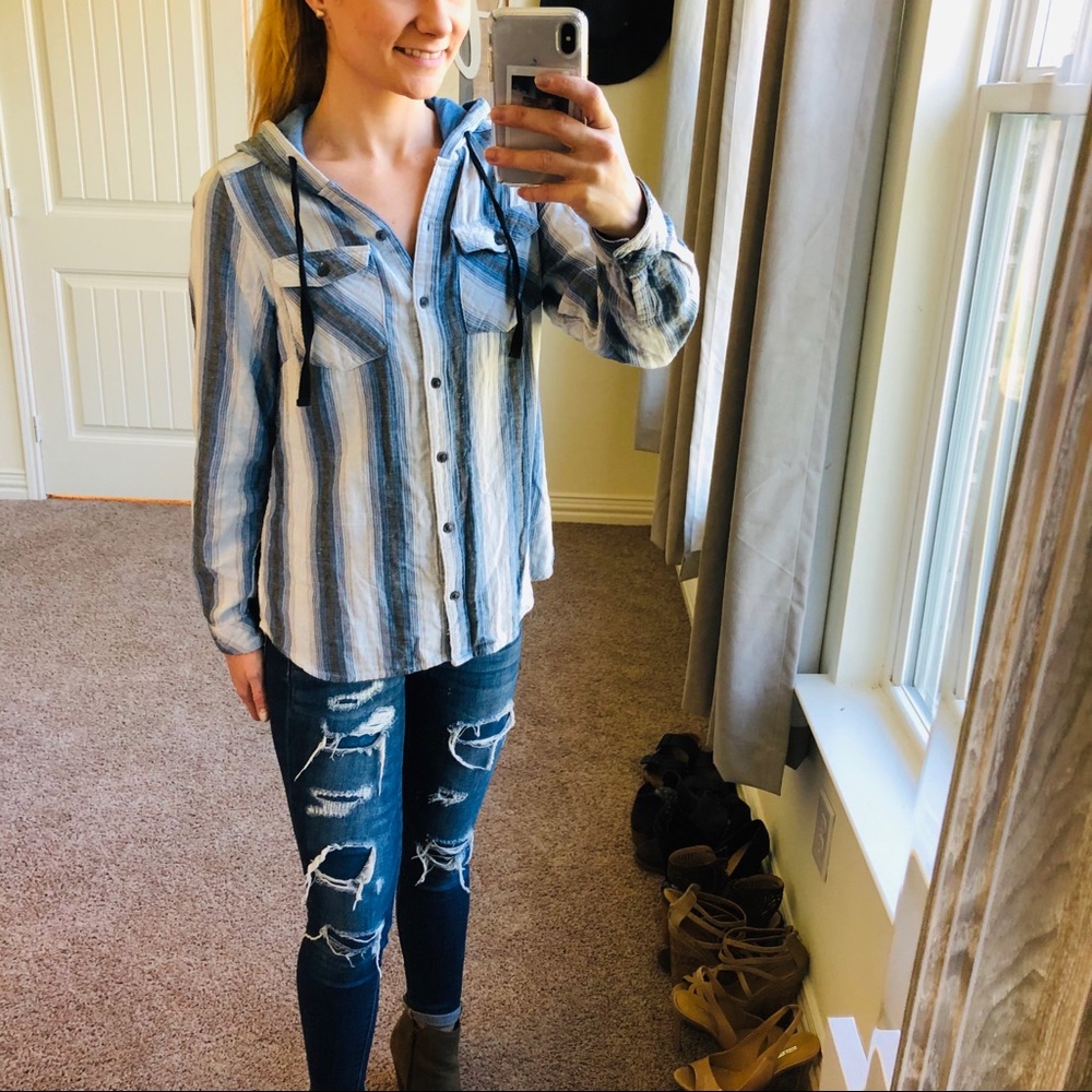 Boston Trader Hoodie Top